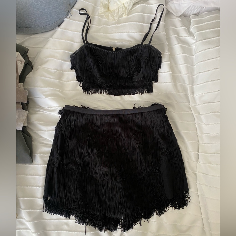 WHITE FOX BOUTIQUE 2 PIECE FRINGE SET